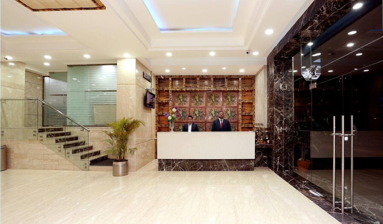 Hotel The Grand Inn Jammu Bagian luar foto